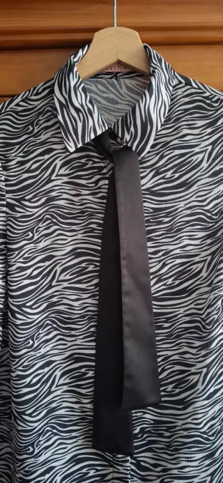 Vestido camisero Kling estampado cebra