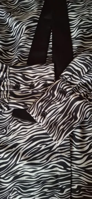 Vestido camisero Kling estampado cebra