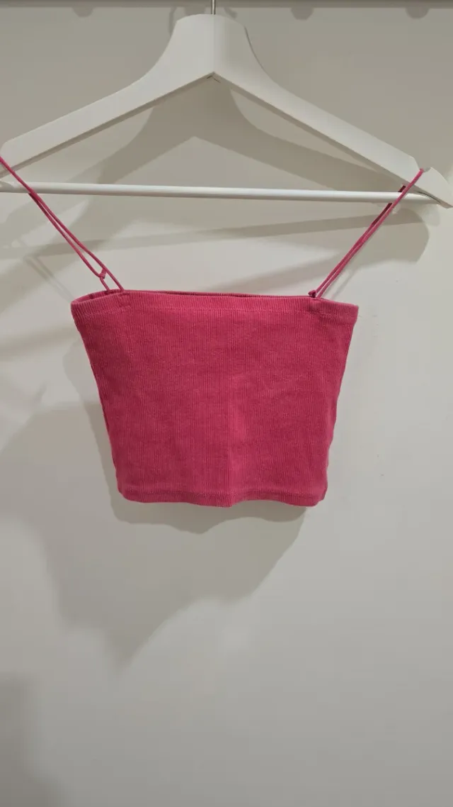 Top rosa fucsia tirantes