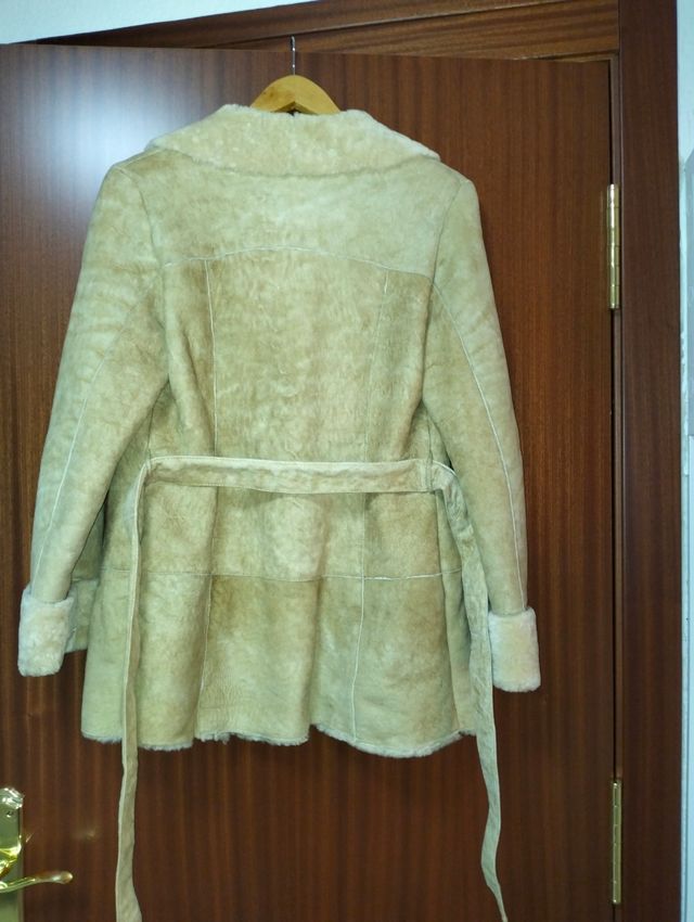Abrigo de piel ovino beige/marrón
