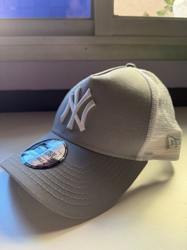 Gorra New Era Yankees Gris Ajustable