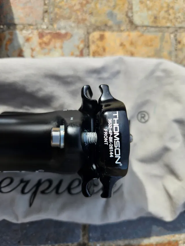 Tija Thomson Masterpiece Carbon30.9 x 350