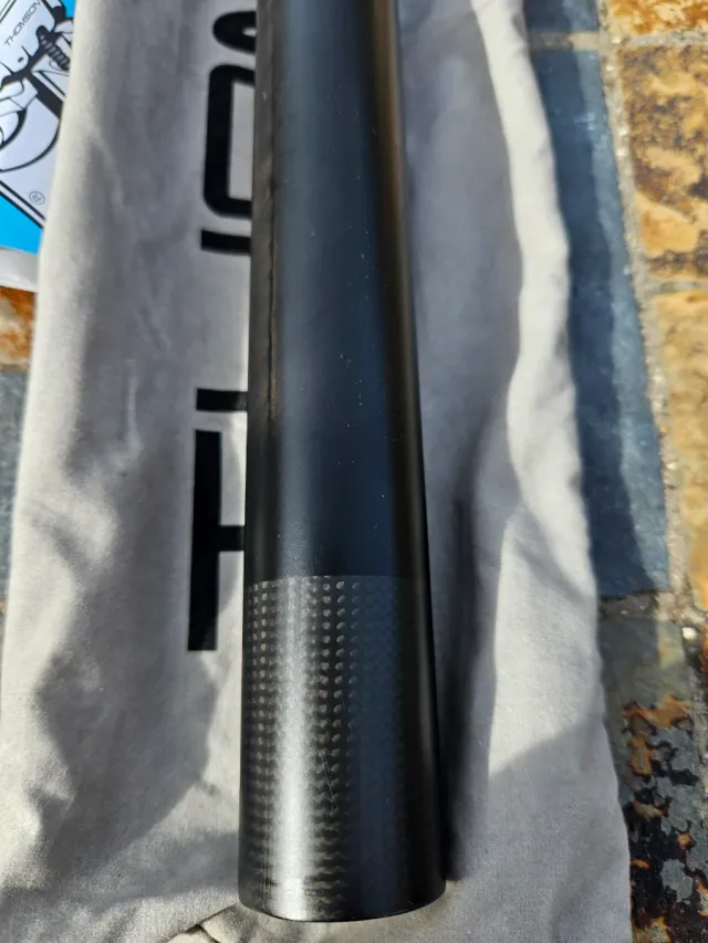 Tija Thomson Masterpiece Carbon30.9 x 350