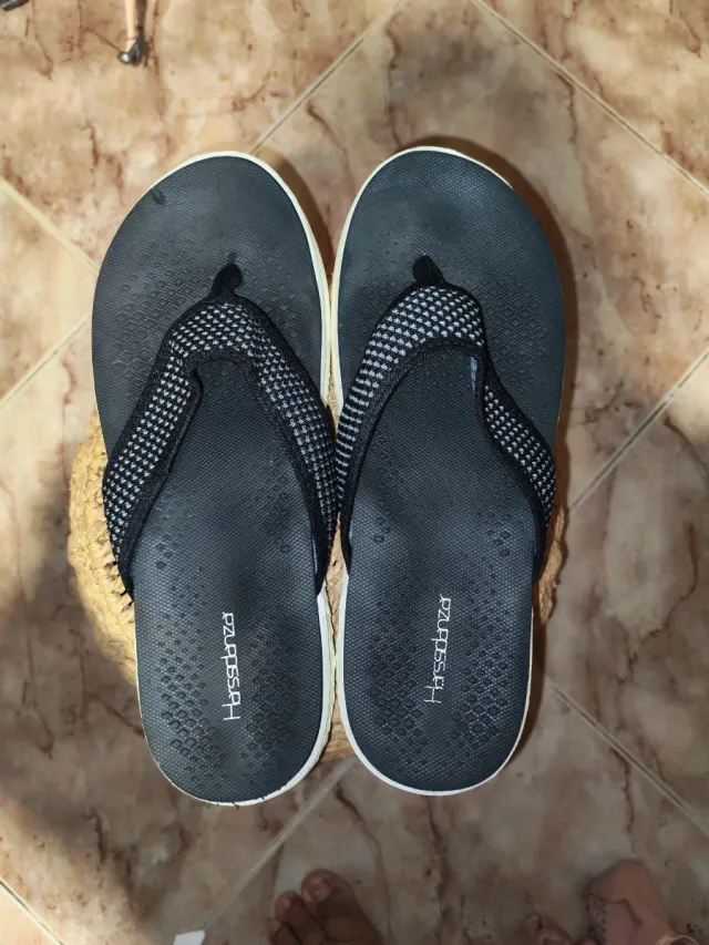 Sandalias caballero Hassdaanza negras y blancas