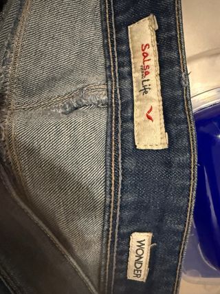 Vaqueros azules corte recto