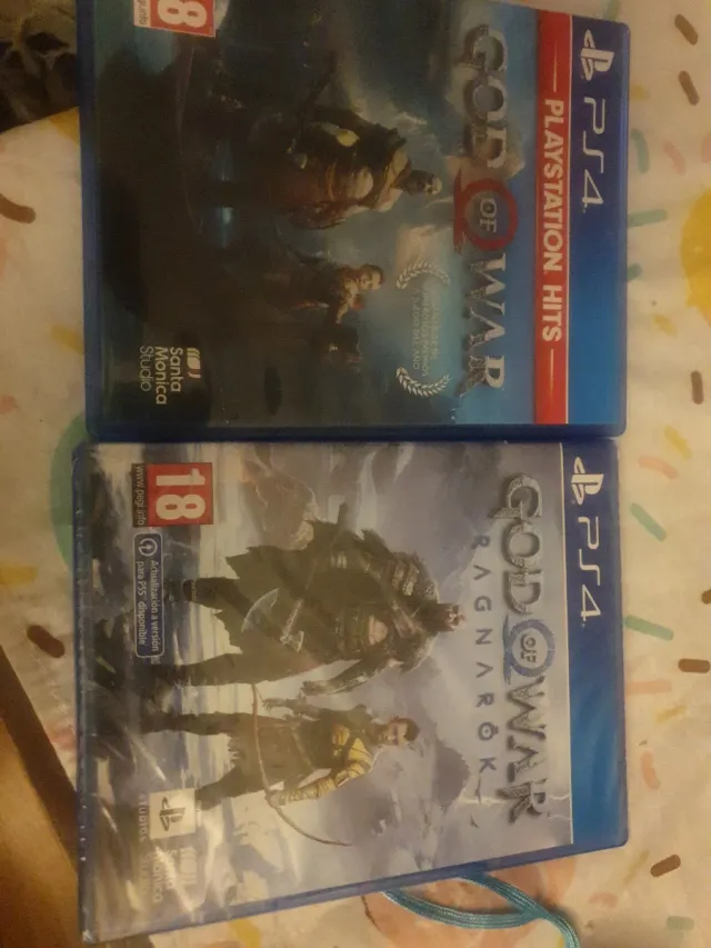 God of War y Ragnarök PS4 precintado