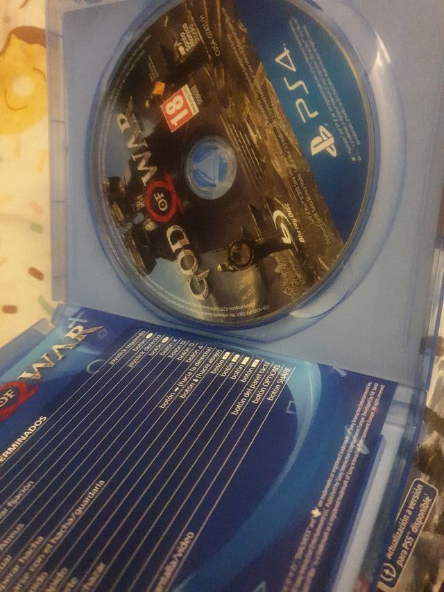 God of War y Ragnarök PS4 precintado