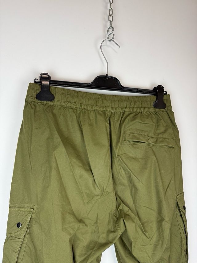 Pantaloni cargo verdi Stone Island