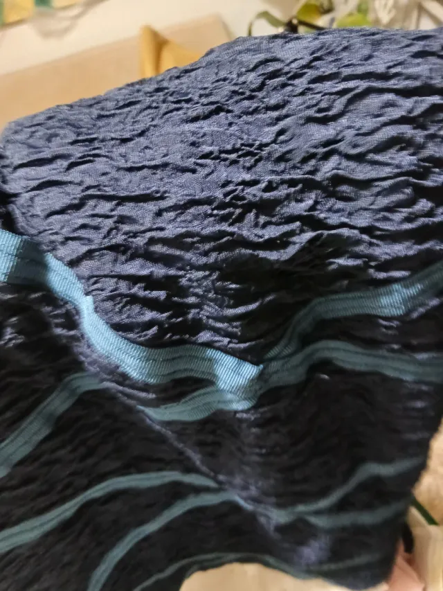 Vestido azul con textura