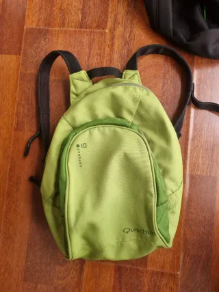 Mochila Arpenaz Verde y Negra