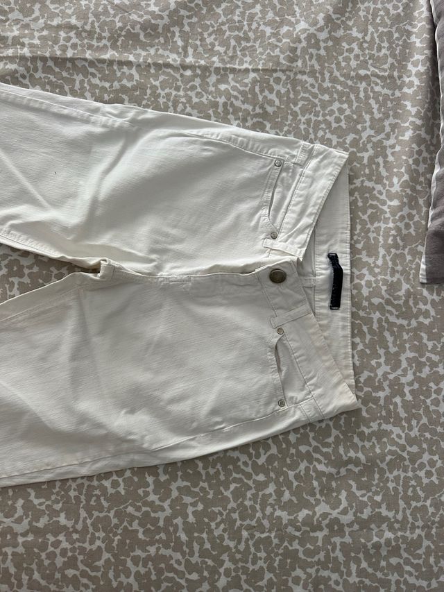 Vaqueros Zara Blancos Talla XS