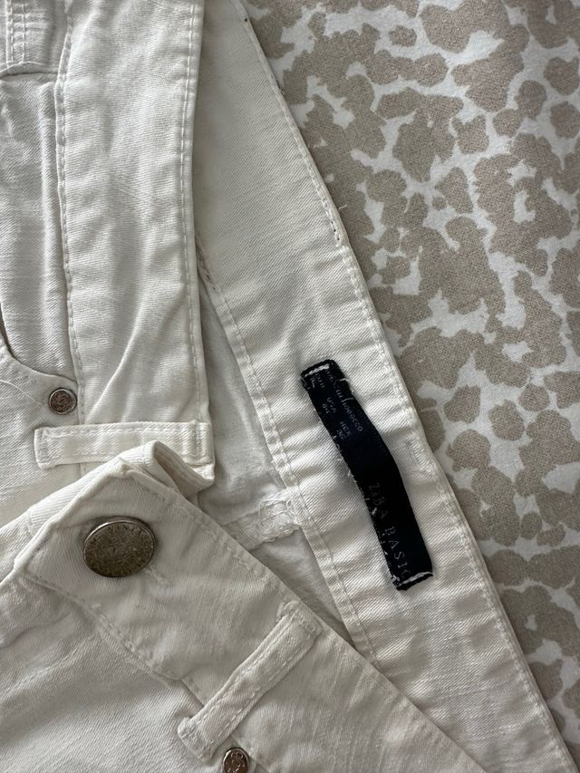 Vaqueros Zara Blancos Talla XS