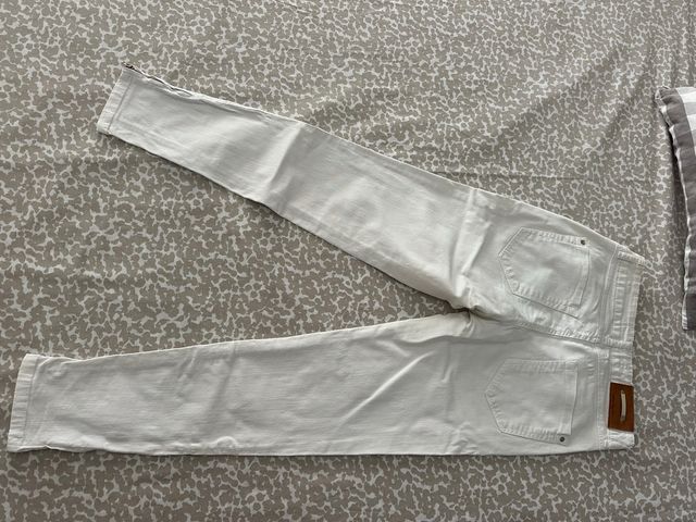 Vaqueros Zara Blancos Talla XS