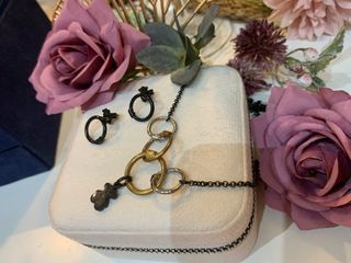 Conjunto de Joyas Colgante y Pendientes