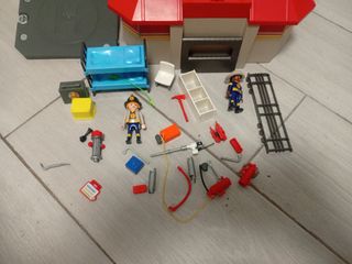 Playmobil Parque Bomberos y Ambulancia