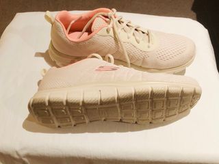 Zapatillas Skechers Memory Foam Blancas