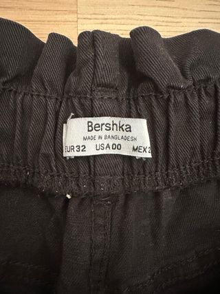 Pantalón corto vaquero negro