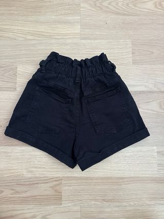 Pantalón corto vaquero negro