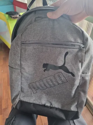 Mochila Puma Gris y Negra