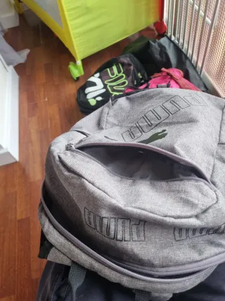 Mochila Puma Gris y Negra