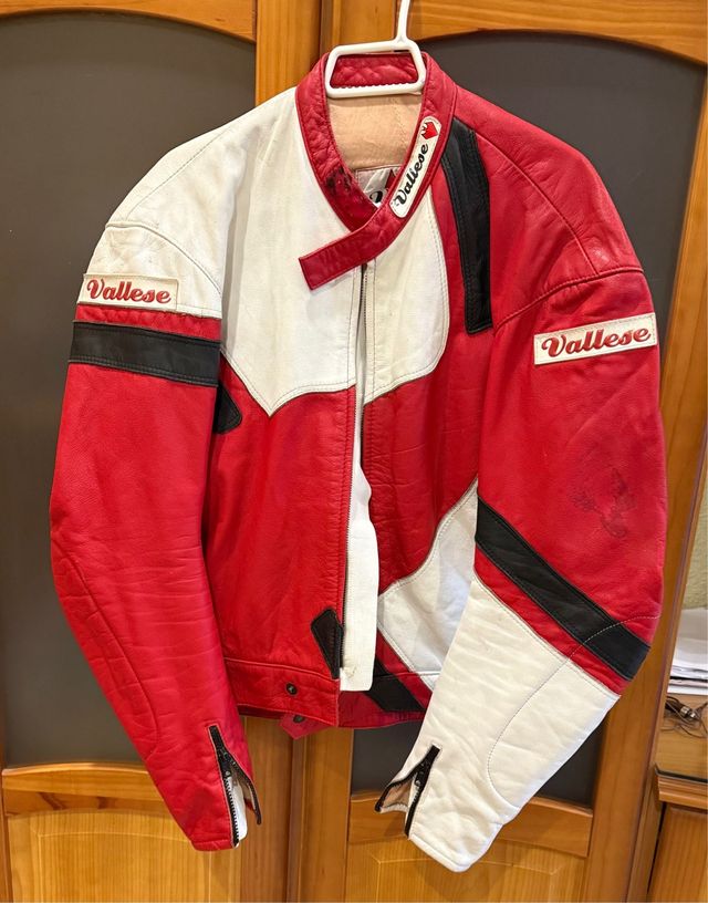 Chaqueta de cuero moto VALLESE roja y blanca