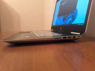 HP Pavilion 17" Pulgadas - Modelo 17-ab004ns