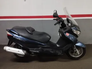 Suzuki Burgman 200