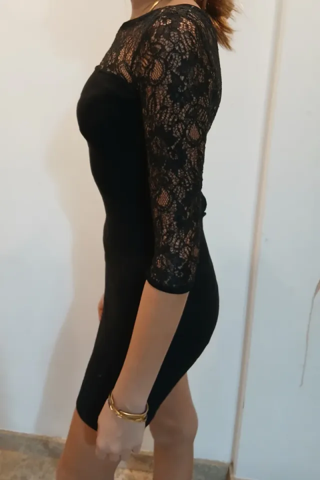 Vestido negro encaje cremallera