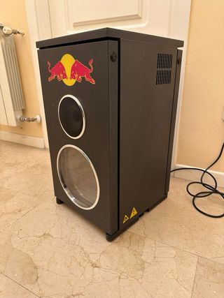 Mini Nevera RedBull Altavoz
