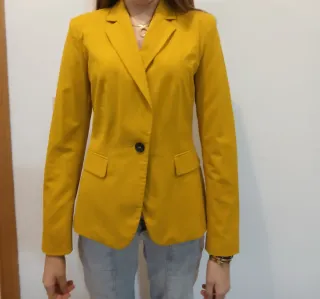 Americana Zara Talla M Amarilla