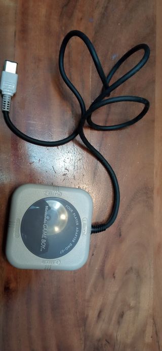 Nintendo Game Boy Amarillo con Accesorios