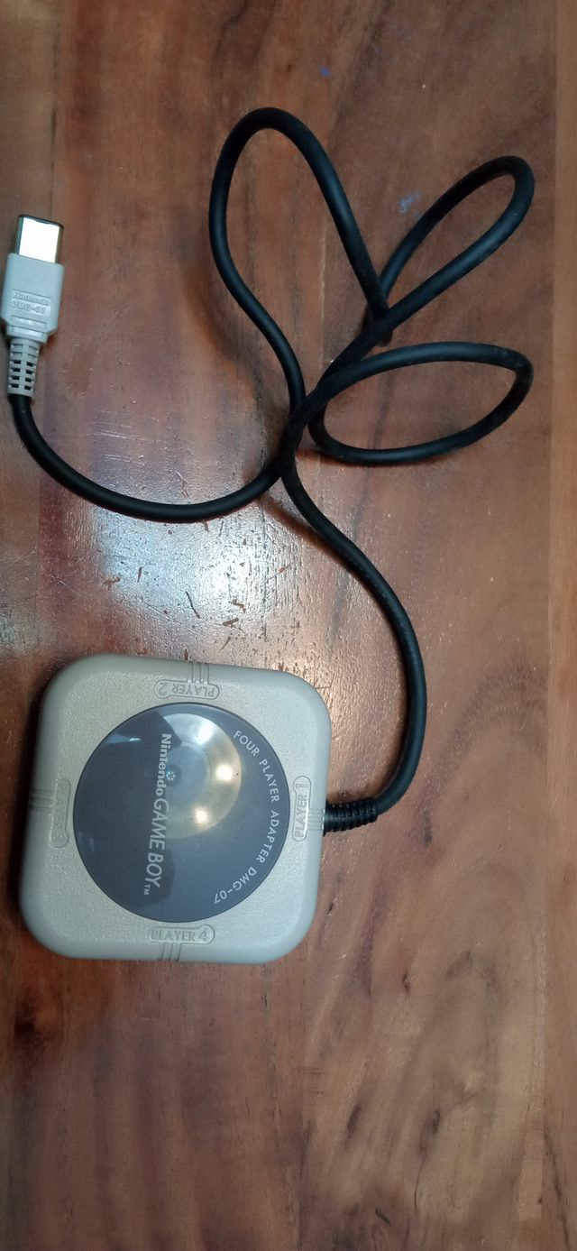 Nintendo Game Boy Amarillo con Accesorios