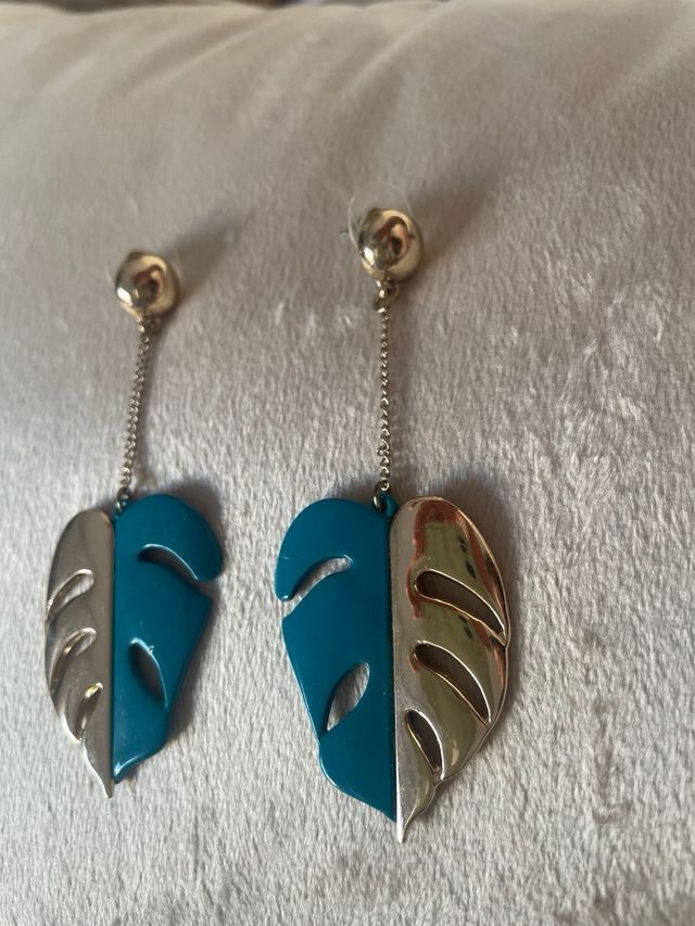 Pendientes largos hoja oro y verde