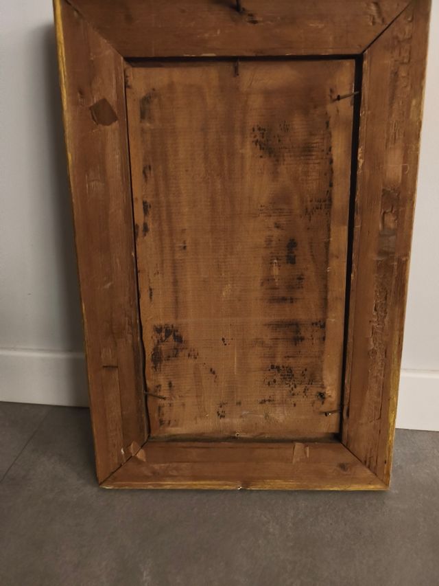 Cuadro antiguo con marco dorado