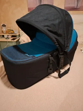 Silla de paseo y capazo Marca Jane Modelo Muum