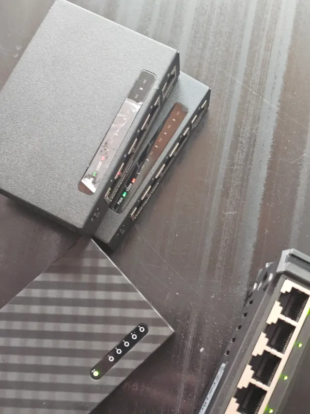 Lote 4 Switches Cudy Gigabit Ethernet