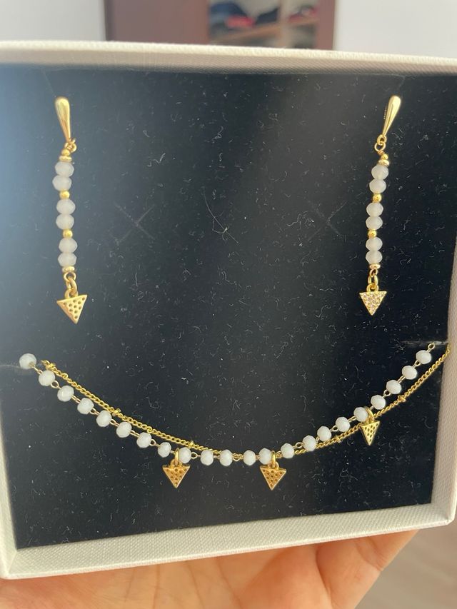 Conjunto Luxenter: Pendientes y Pulsera