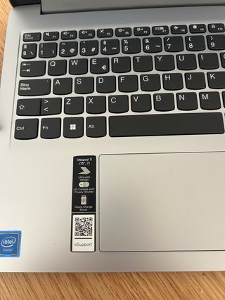 Ordenador portátil Lenovo Plata