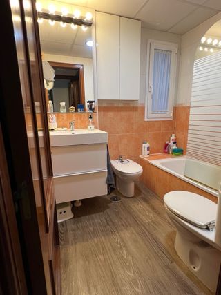 Piso. Ático con gran terraza, garaje y trastero.