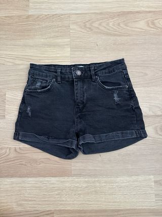 Pantalón corto vaquero Bershka negro