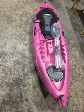 Kayak rosa con asiento y remo