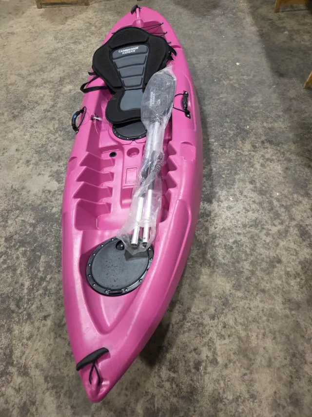 Kayak rosa con asiento y remo