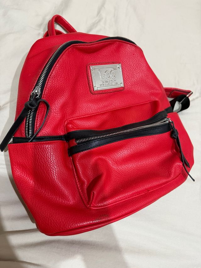 Mochila Roja Lee