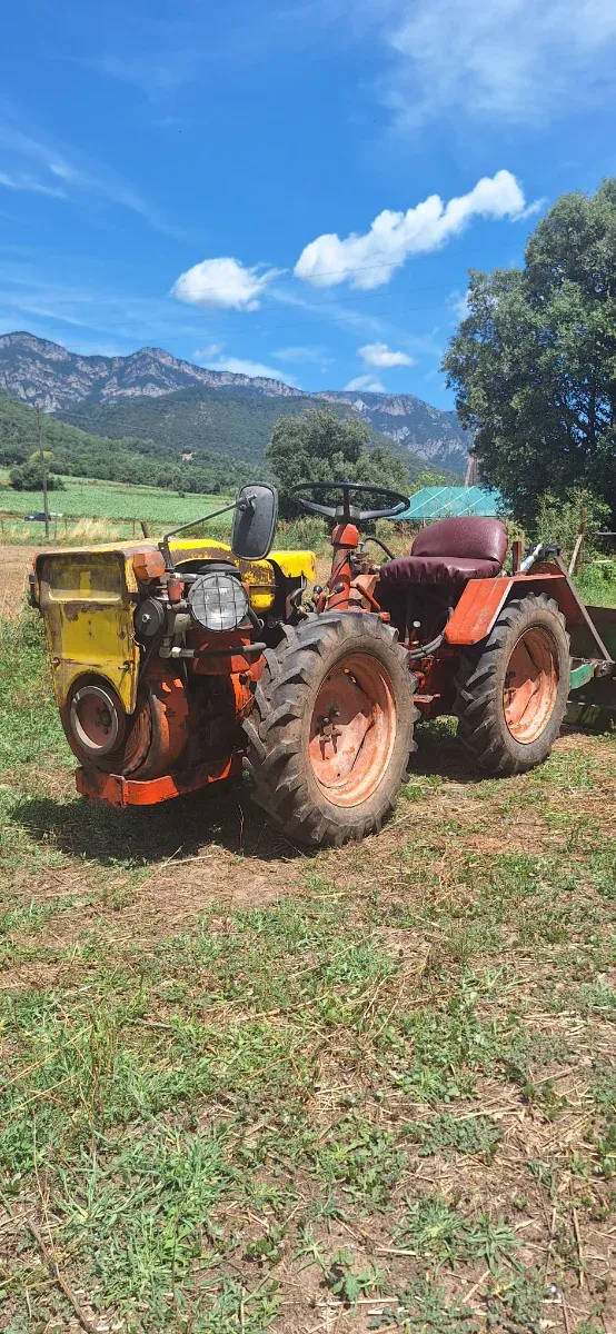 Tractor Pasquali