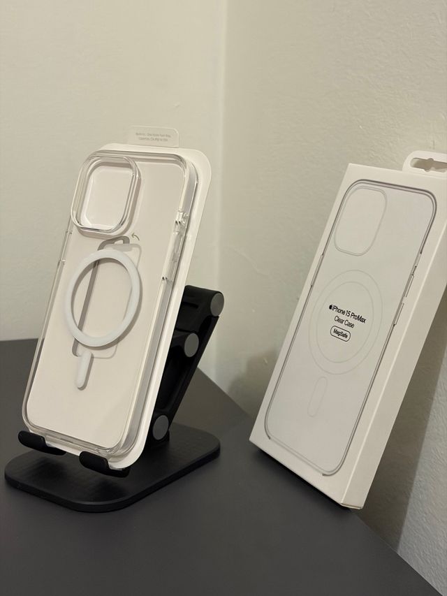 Cover iPhone 15 Pro Max MagSafe Trasparente