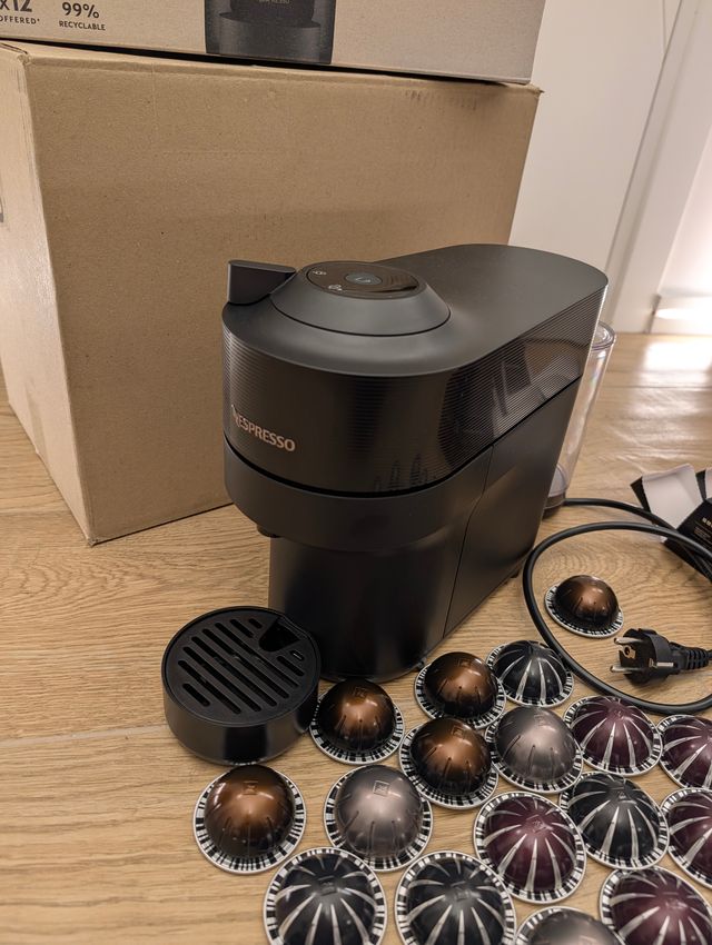 Nespresso Vertuo Pop Macchina Caffè Nuova + Caps