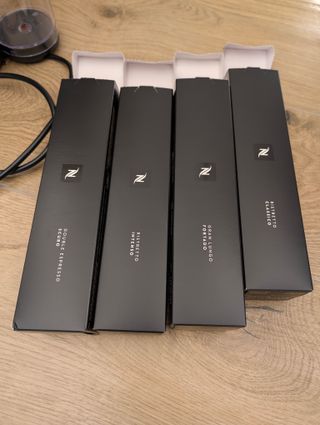 Nespresso Vertuo Pop Macchina Caffè Nuova + Caps