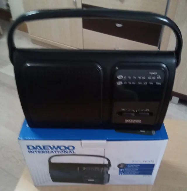 Radio Portátil Daewoo AM/FM