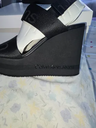 Sandalias Calvin Klein Jeans Negras Nuevas