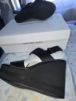 Sandalias Calvin Klein Jeans Negras Nuevas